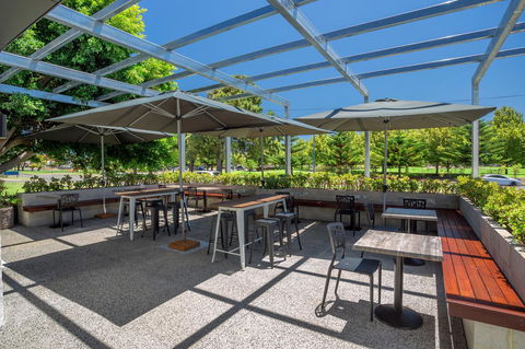 Hotel Clipper - Tourism Caloundra 1