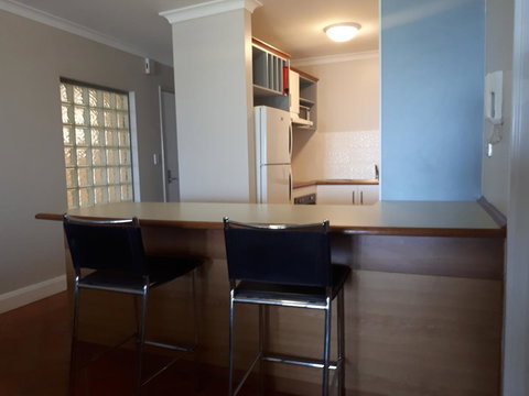 Salty Kiss - Tourism Caloundra 7