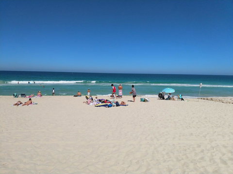 Salty Kiss - Tourism Caloundra 18