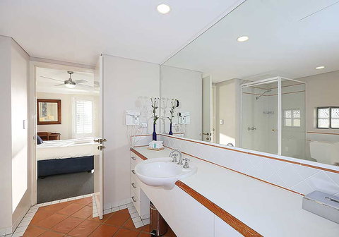 Salty Kiss - Tourism Caloundra 12