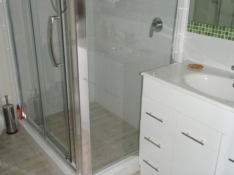 Gypsy Cottage - Tourism Caloundra 7