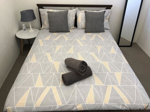 Gerring Court With Free 1 Car Bay Parking - Tourism Caloundra 4