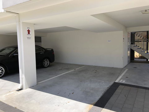 Gerring Court With Free 1 Car Bay Parking - Tourism Caloundra 18