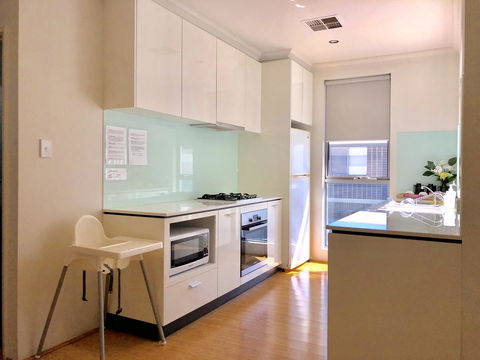 Gerring Court With Free 1 Car Bay Parking - Tourism Caloundra 9