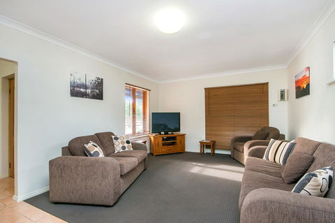 Coranda Lodge - Tourism Caloundra 6