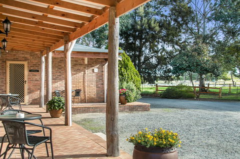Coranda Lodge - Tourism Caloundra 24