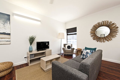 St Catherine\'s On Park - Tourism Caloundra 7