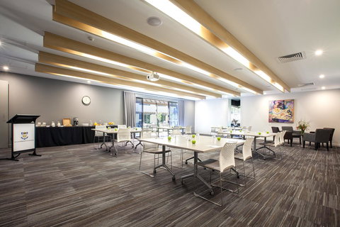 St Catherine\'s On Park - Tourism Caloundra 18