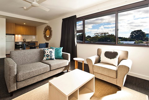 St Catherine\'s On Park - Tourism Caloundra 10