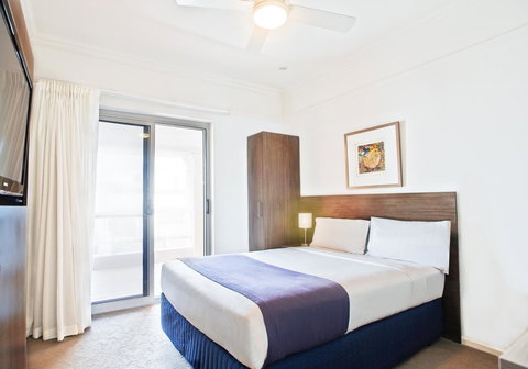 Cottesloe Beach Hotel - Tourism Caloundra 5