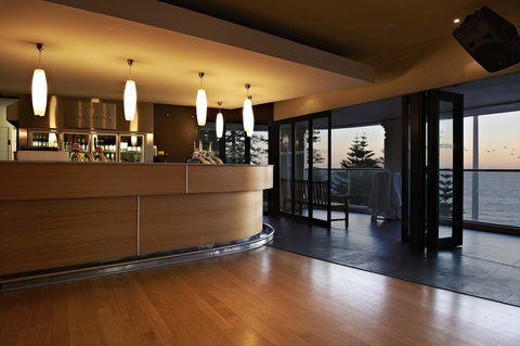 Cottesloe Beach Hotel - Tourism Caloundra 33