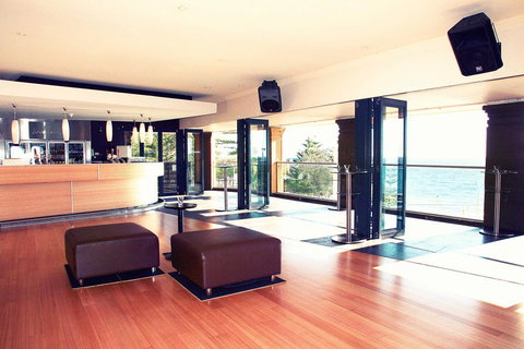 Cottesloe Beach Hotel - Tourism Caloundra 12