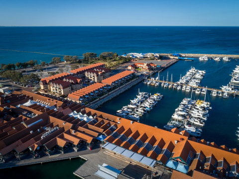 Hillarys Harbour Resort - Tourism Caloundra 4