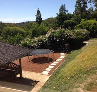 Bright  Beautiful Home On The Hills - Tourism Caloundra