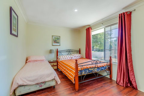 Brilliant, Neat, Convenient, Family-friendly House - Tourism Caloundra 8