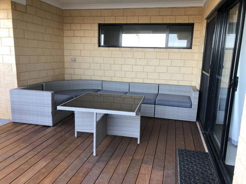 The Shak Kalbarri - Tourism Caloundra 1