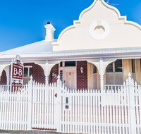 South Beach Bed  Breakfast - Tourism Caloundra