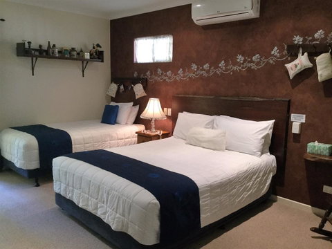 Armadale Cottage Bed & Breakfast - Tourism Caloundra 31