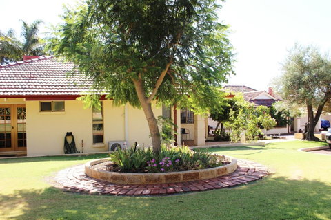 Armadale Cottage Bed & Breakfast - Tourism Caloundra 38