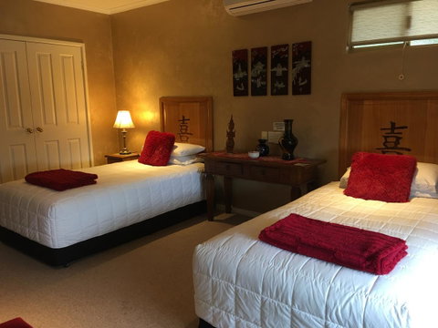 Armadale Cottage Bed & Breakfast - Tourism Caloundra 16