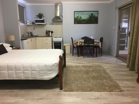 Armadale Cottage Bed & Breakfast - Tourism Caloundra 7