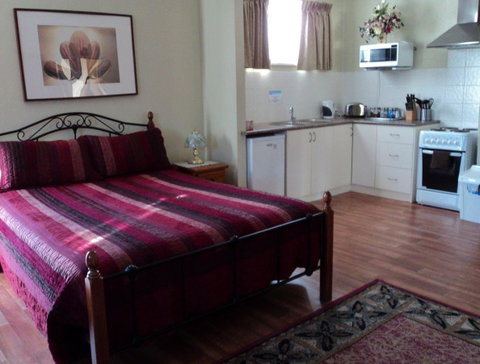 Armadale Cottage Bed & Breakfast - Tourism Caloundra 24