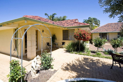 Armadale Cottage Bed & Breakfast - Tourism Caloundra 41