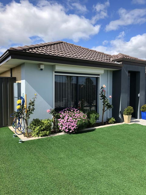 Nora Muslim Holiday Home - Tourism Caloundra 0