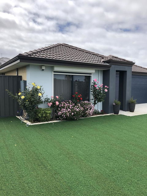 Nora Muslim Holiday Home - Tourism Caloundra 9