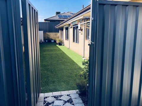 Nora Muslim Holiday Home - Tourism Caloundra 40