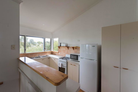 Peppy Beach Ocean Views - Tourism Caloundra 5