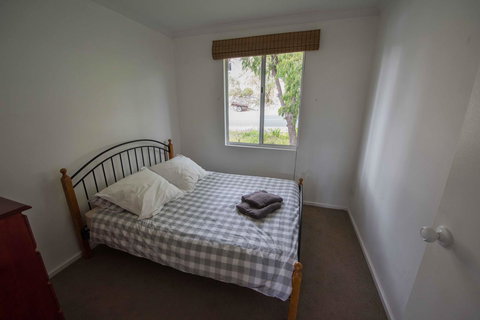 Peppy Beach Ocean Views - Tourism Caloundra 3