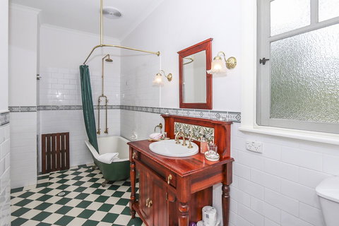 Rosebridge House Bed & Breakfast Adult Retreat - Tourism Caloundra 15