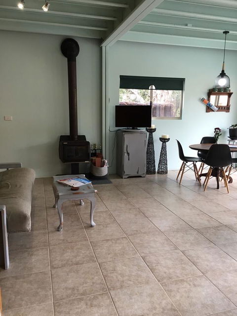 Dunsborough Barn Stay - Tourism Caloundra 4