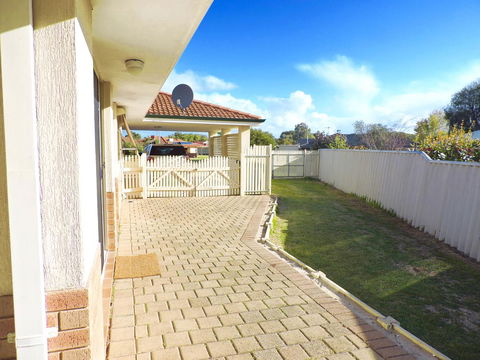 Silver Gull Family Retreat - Tourism Caloundra 12