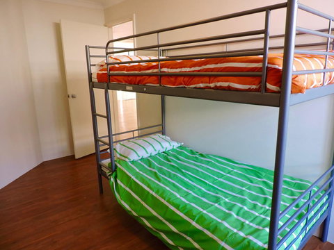 Silver Gull Family Retreat - Tourism Caloundra 6