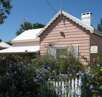 RoseMoore Bed  Breakfast - Tourism Caloundra