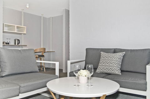 Atrium Hotel Mandurah - Tourism Caloundra 22