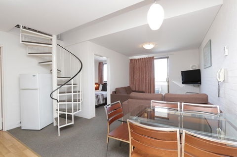 Atrium Hotel Mandurah - Tourism Caloundra 21