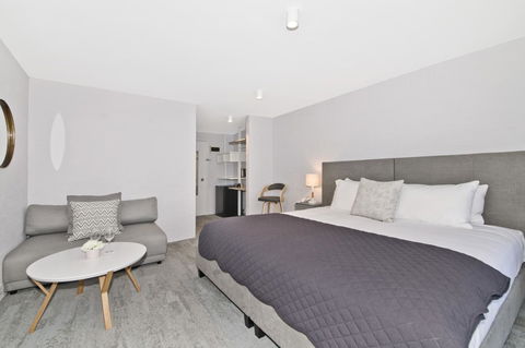 Atrium Hotel Mandurah - Tourism Caloundra 16