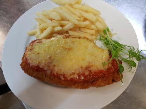 The Pemberton Hotel - Tourism Caloundra 22