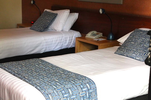 The Pemberton Hotel - Tourism Caloundra 16