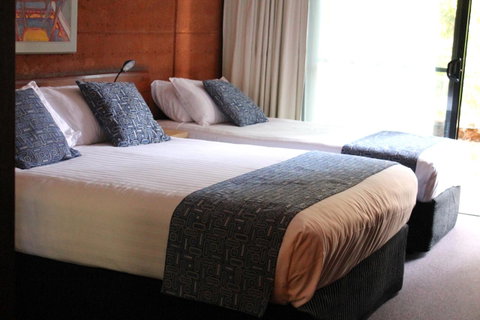 The Pemberton Hotel - Tourism Caloundra 15