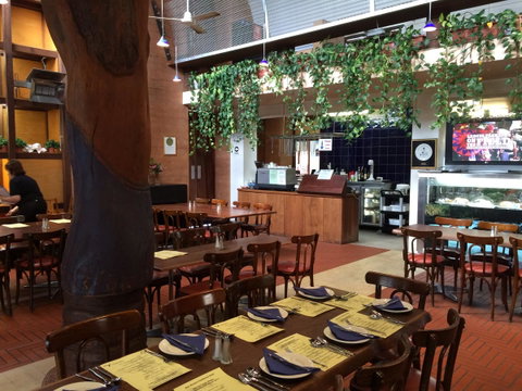 The Pemberton Hotel - Tourism Caloundra 4
