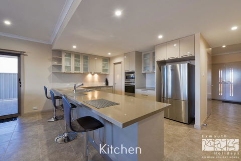 7 Kestrel Place - Tourism Caloundra 7