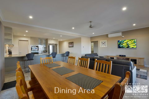 7 Kestrel Place - Tourism Caloundra 4