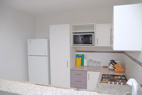 Arcus Apartment - Tourism Caloundra 9