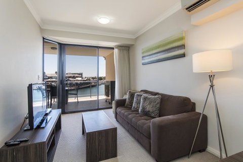 Dolphin Quay Apartments - Tourism Caloundra 32