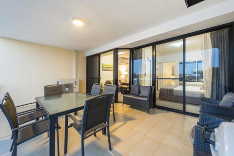 Dolphin Quay Apartments - Tourism Caloundra 38