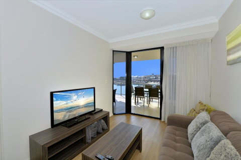 Dolphin Quay Apartments - Tourism Caloundra 2
